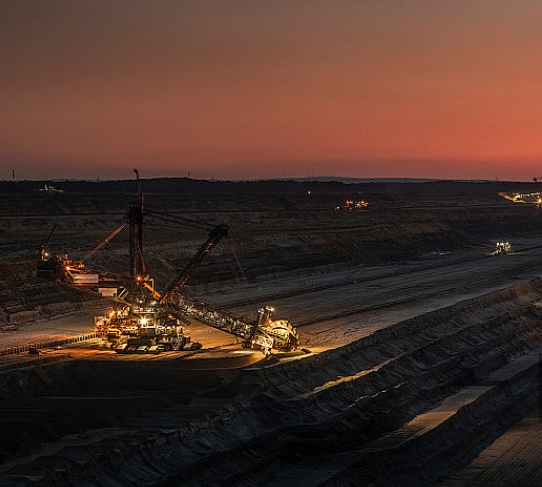 湘煤集团新疆库木塔格矿区一号露天矿项目（筹备期）开工